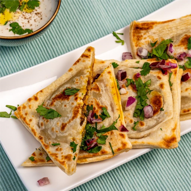 Humza Poches Paratha au Poulet 400 gr x 12 pc